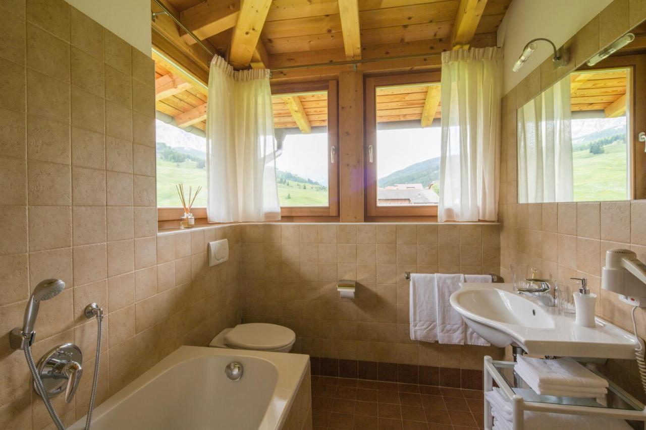 Appartamenti La Sajun & Les Viles La Villa  Luaran gambar